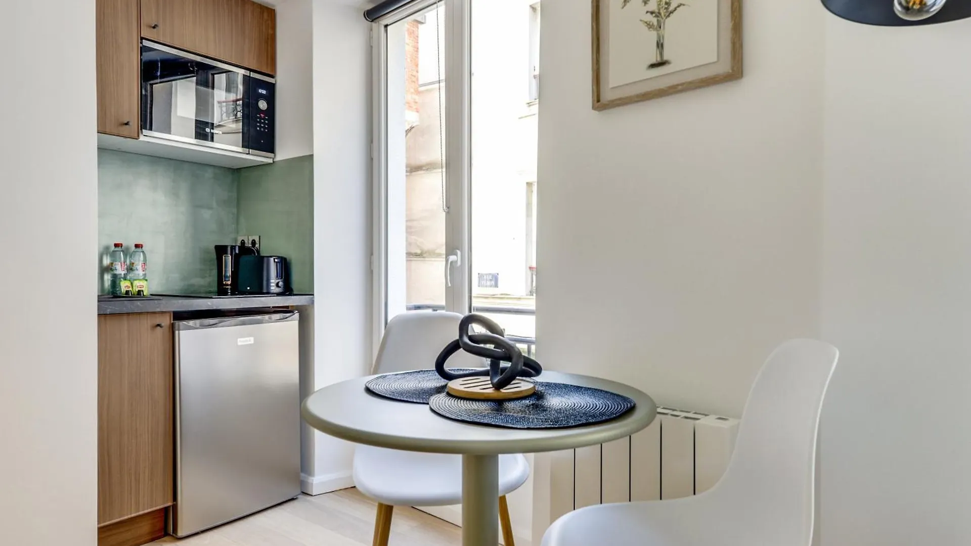 Apartment Montmartre L Center & Historic Sacre-coeur