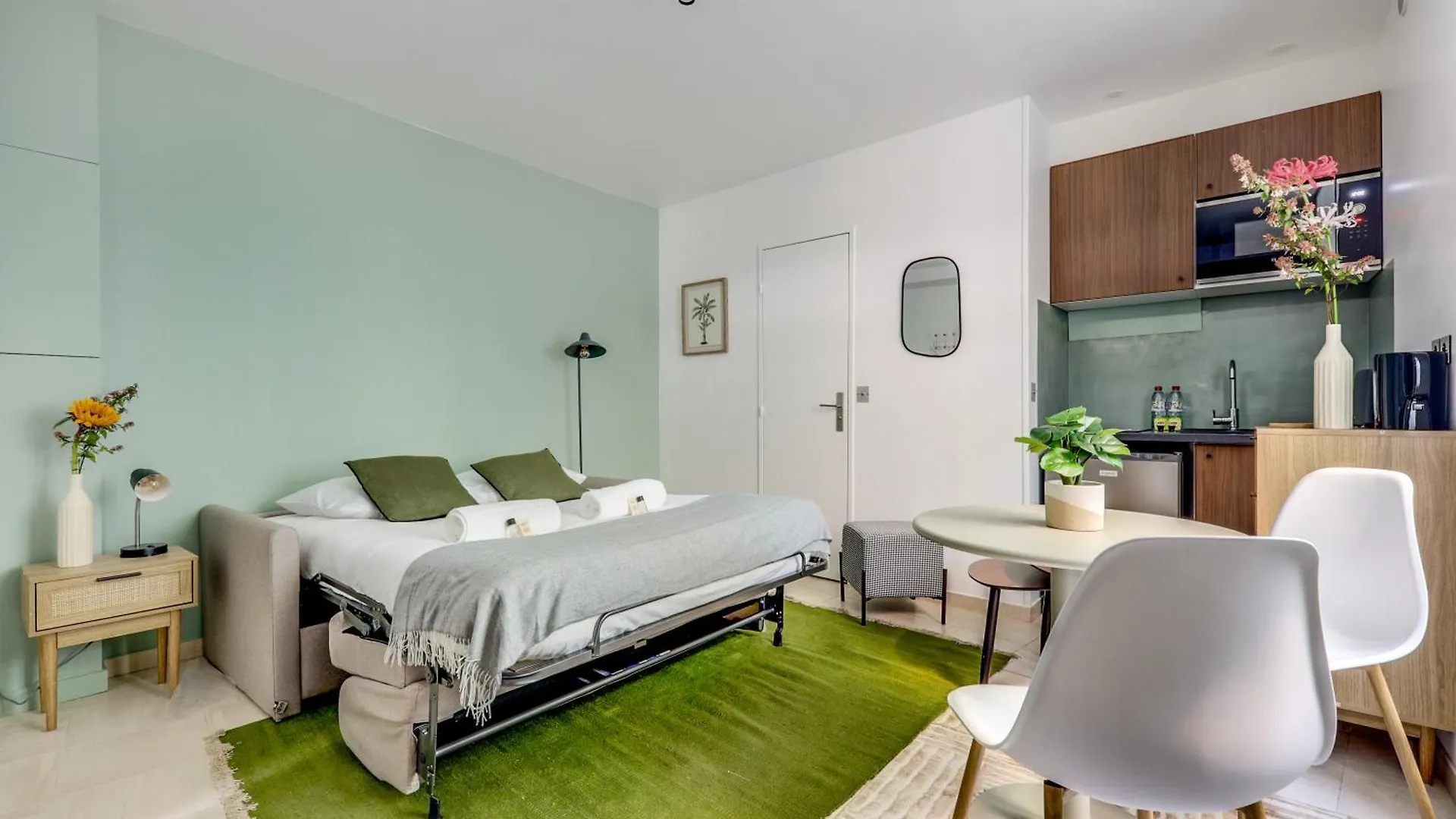 Apartment Montmartre L Center & Historic Sacre-coeur *